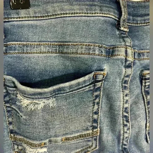 BKE Payton Universal Fit Mid Rise Bootcut Jeans. 23 x 29 1/2. Buckle Denim. - Picture 7 of 10